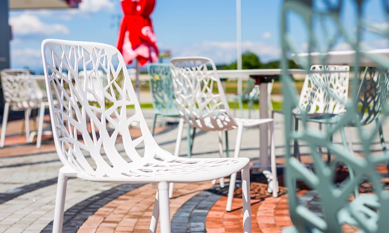 Meubelspecificaties voor fast-casualrestaurants